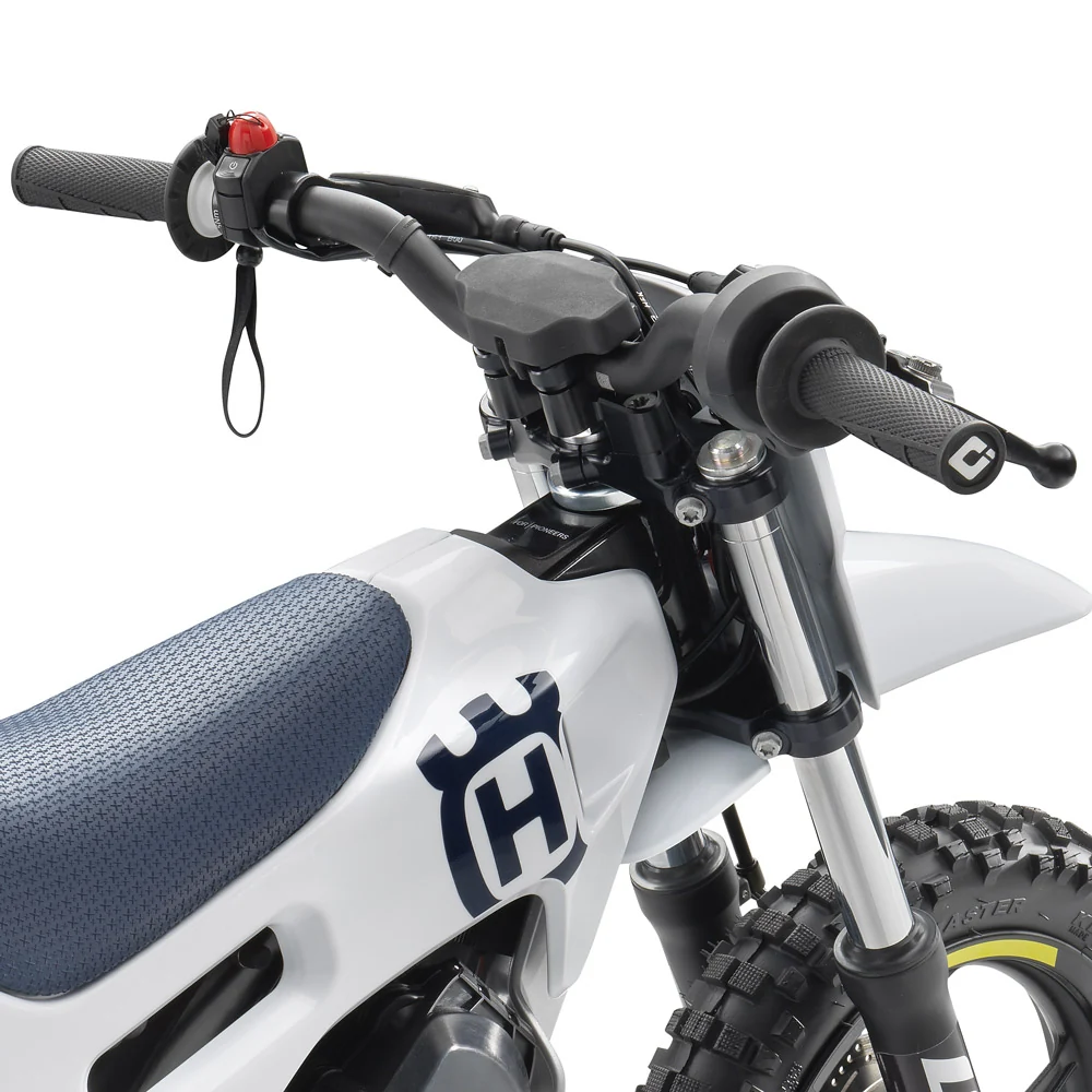 Guiador e punhos — Husqvarna EE 2