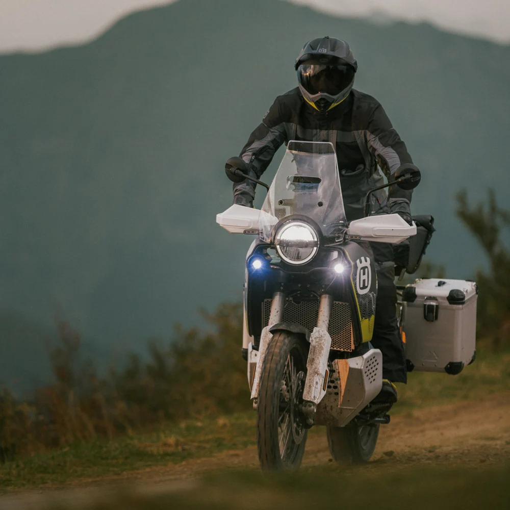 Fora dos negócios diários — Husqvarna Norden 901 Expedition