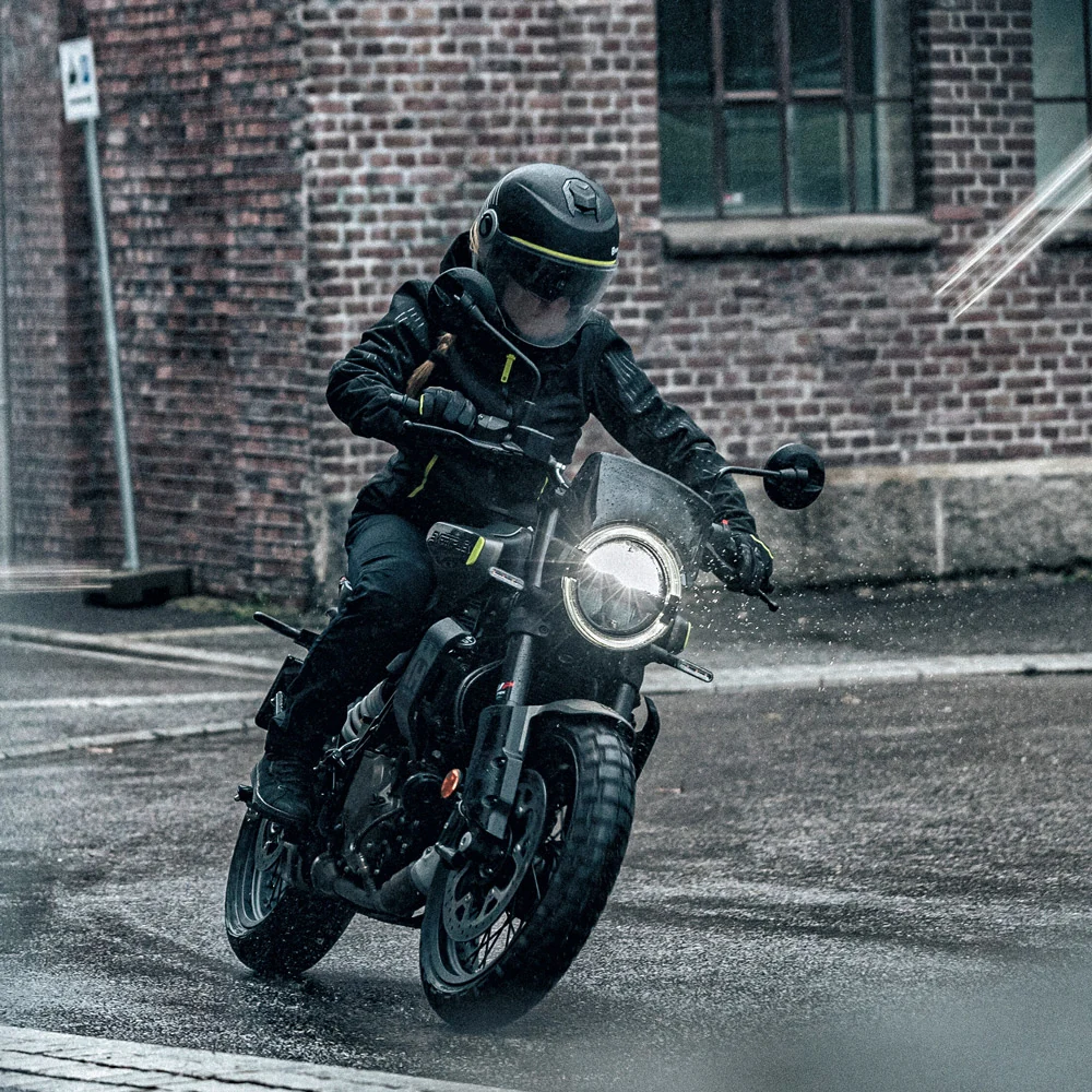 Serviço — Husqvarna Svartpilen 125