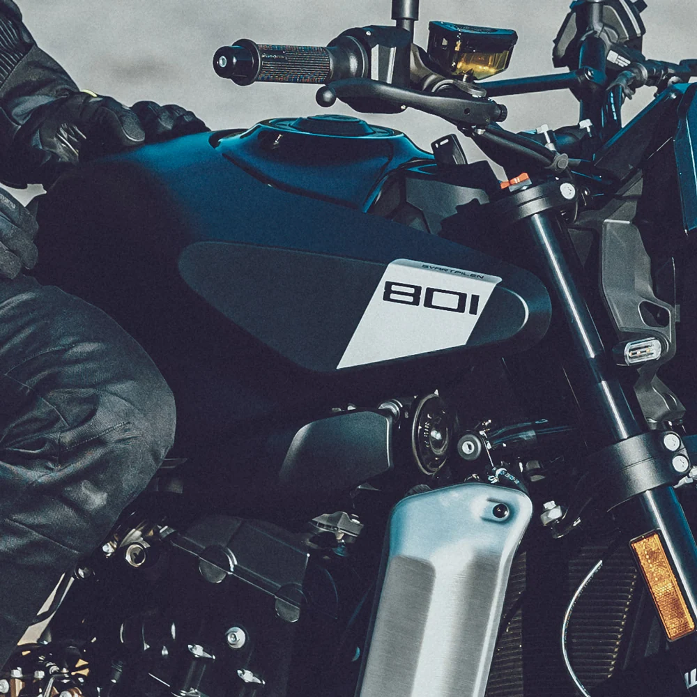 Depósito — Husqvarna Svartpilen 801 L