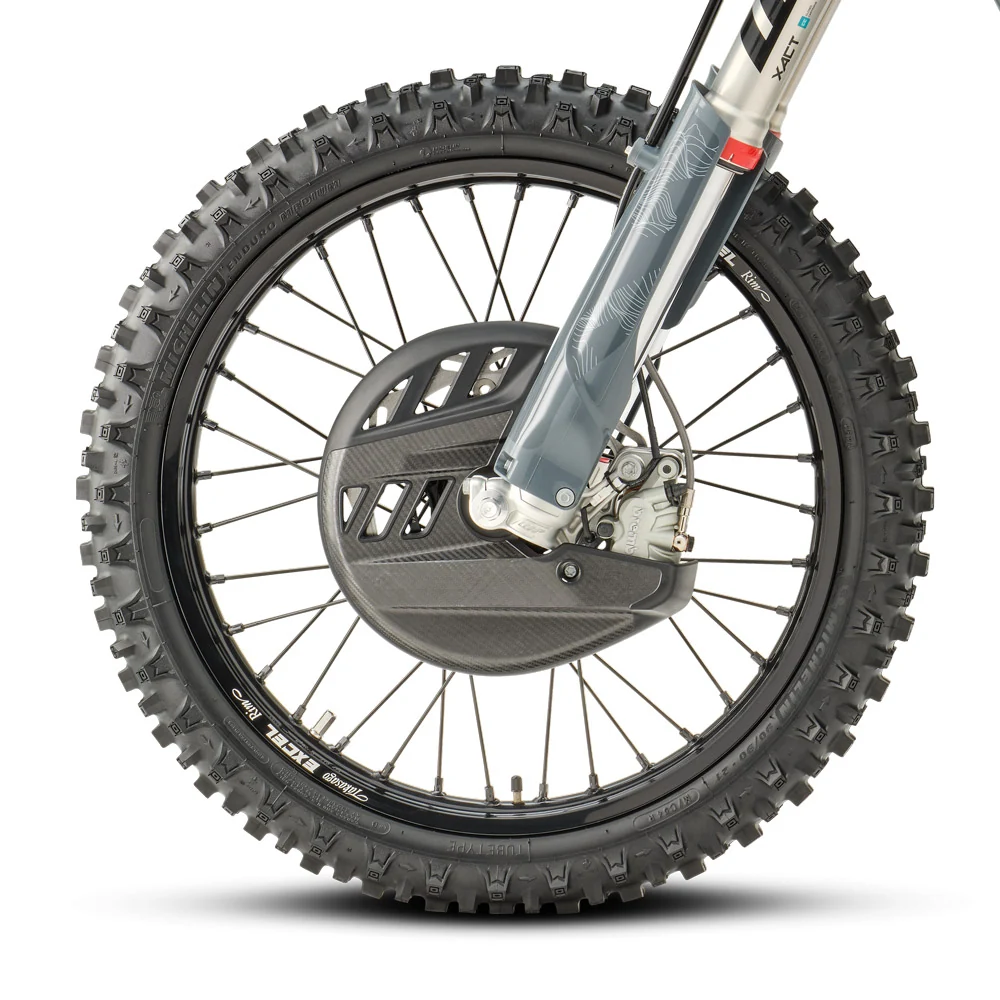 Rodado de corrida de fábrica — Husqvarna TE 300 PRO