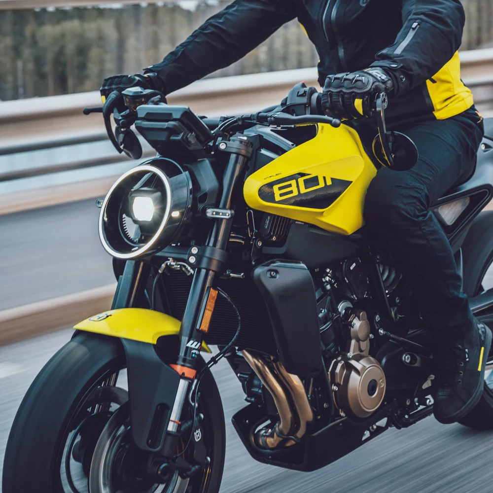 Serviço — Husqvarna Vitpilen 801 L