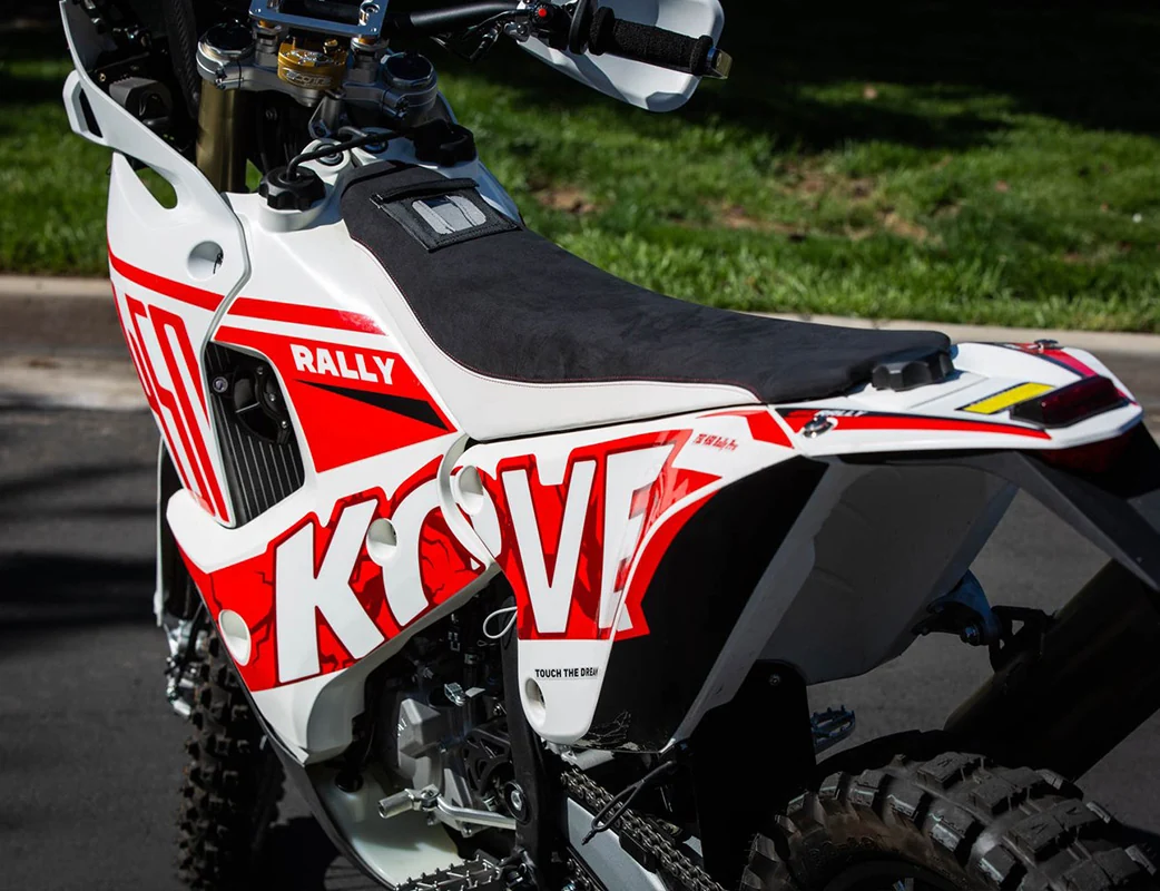 3 DEPÓSITO — Kove 450 Rally Low Seat