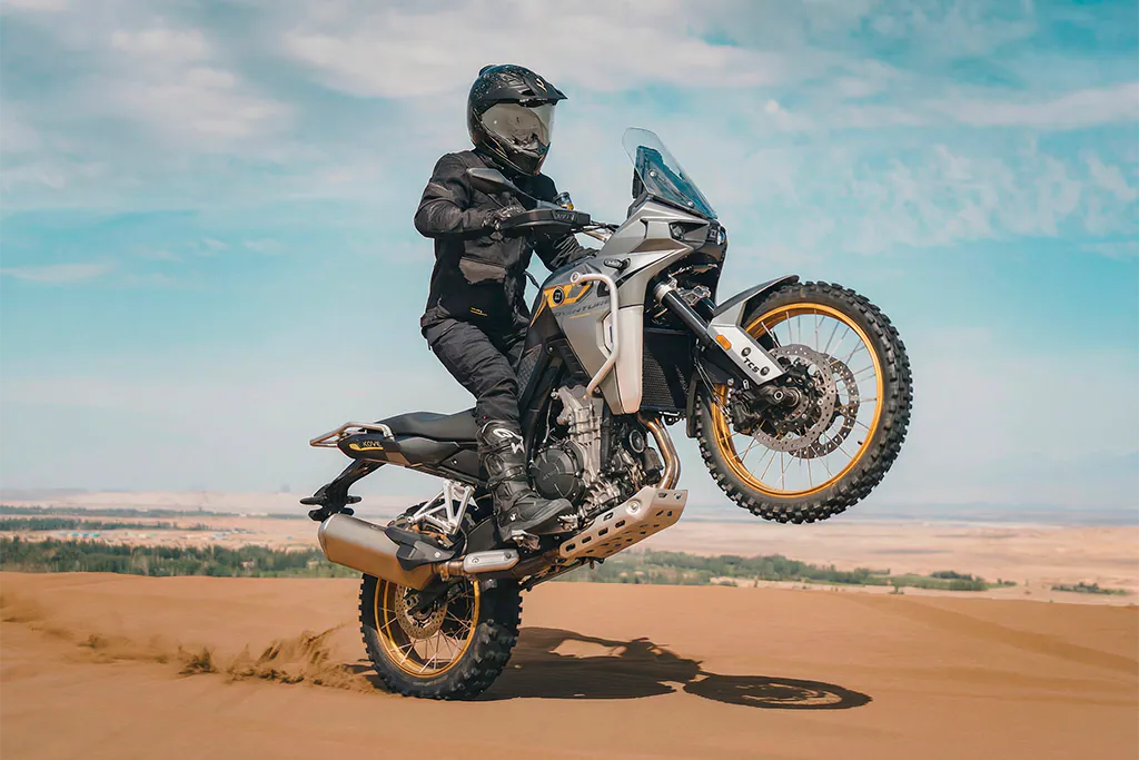 Kove 800X Pro 2026 em aventura