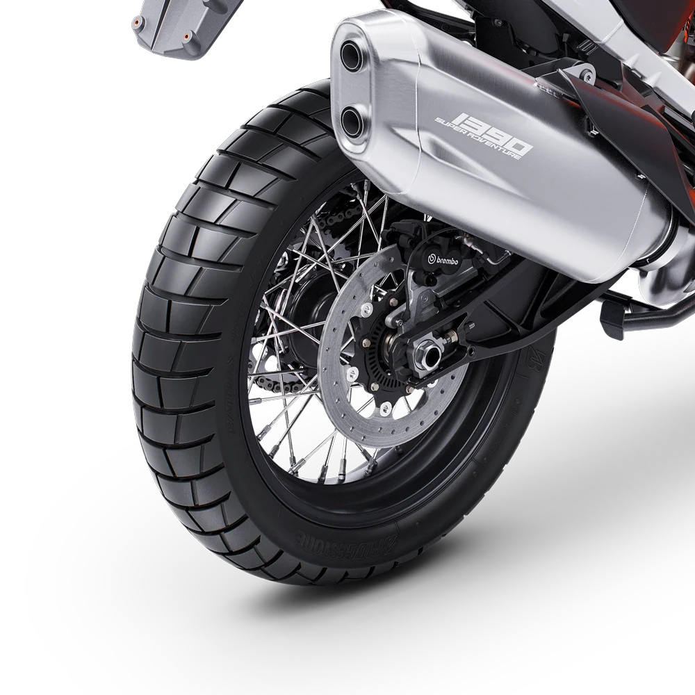 Rodas e pneus — KTM 1390 Super Adventure R