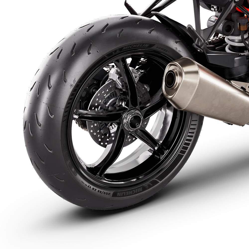 Rodas e pneus — KTM 1390 Super Duke R
