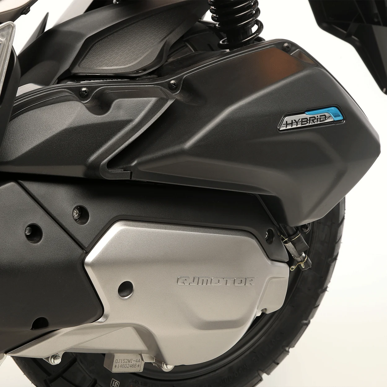 MOTOR MONOCILÍNDRICO DE 4 VÁLVULAS — QJMotor ATR 125