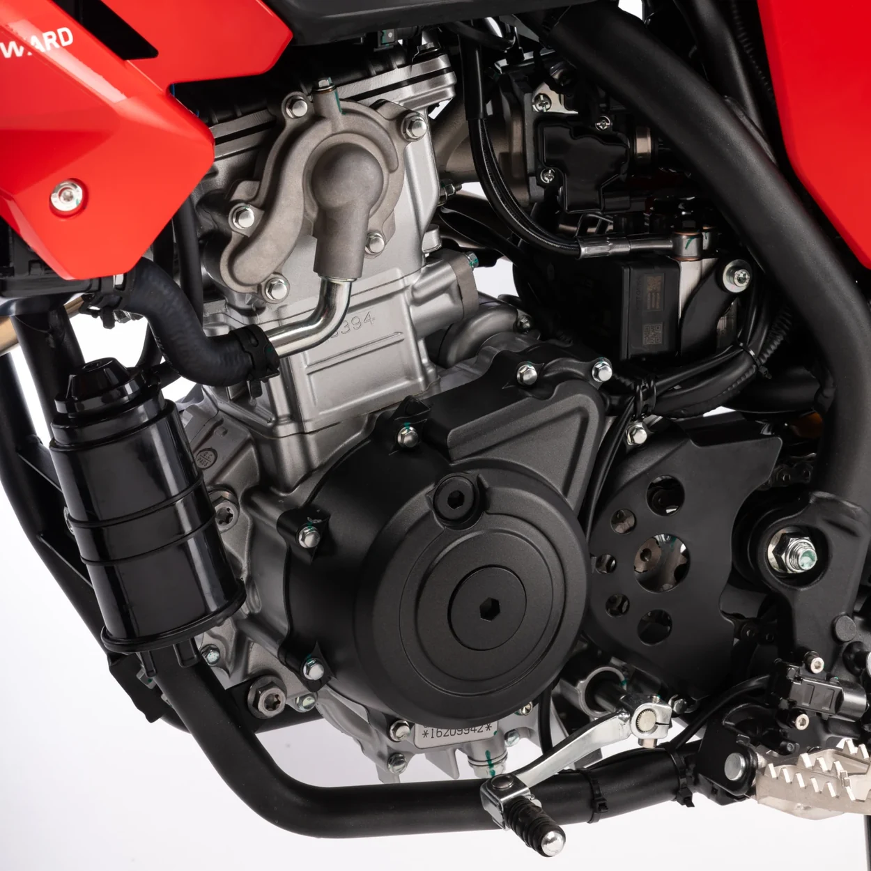 MOTOR MONOCILÍNDRICO 125CC, 15 CV, 4T SOHC — QJMotor COV 125X