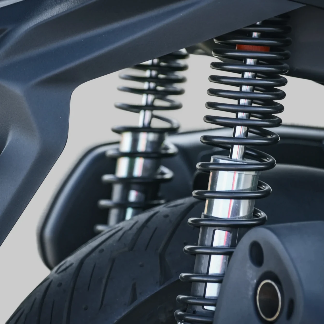SUPENSÕES — QJMotor FORT 350 EVO
