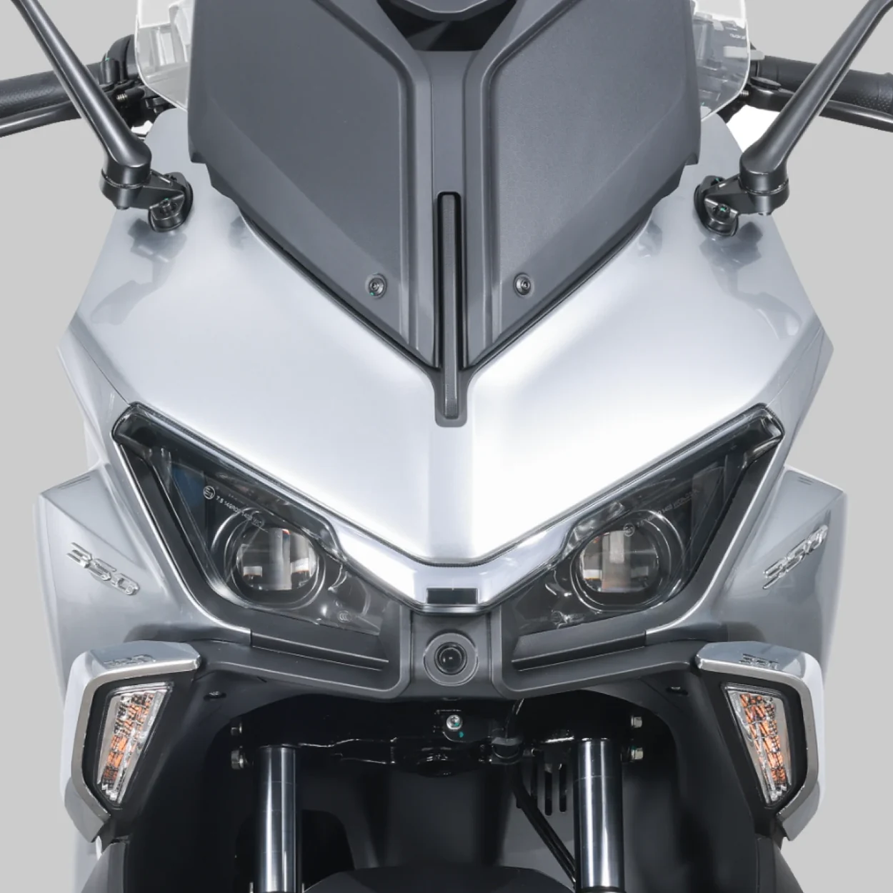 DESIGN ELEGANTE E URBANO — QJMotor FORT 350 EVO
