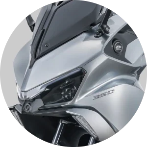 VISEIRA AJUSTÁVEL ELETRÓNICAMENTE — QJMotor FORT 350 EVO