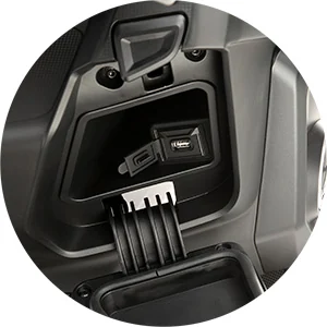 TOMADA DE CARREGAMENTO USB — QJMotor FORT 4.0