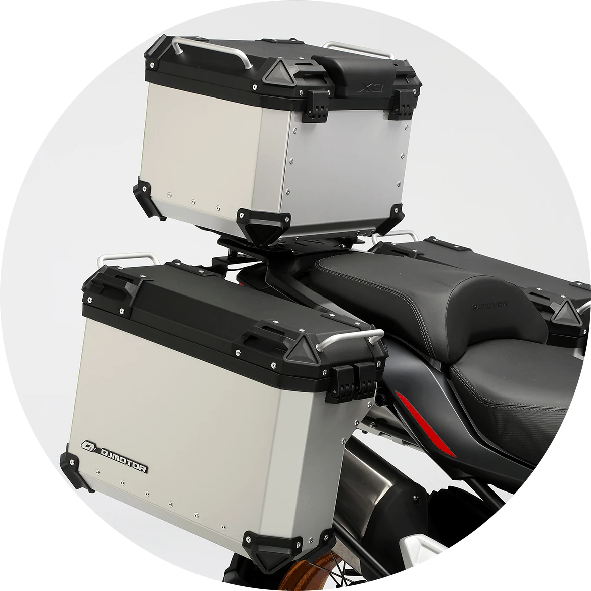 ESCAPE 2 EM 1 — QJMotor SRK 700 35 kW