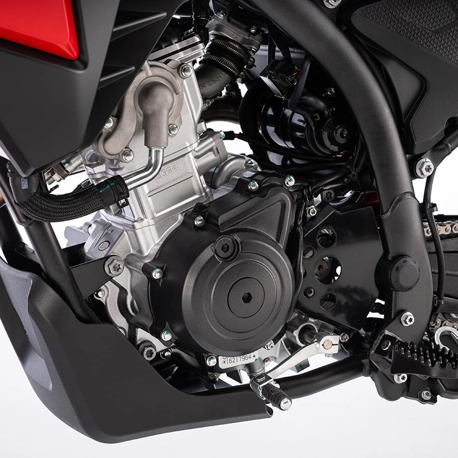 MOTOR — QJMotor SRT 125DX