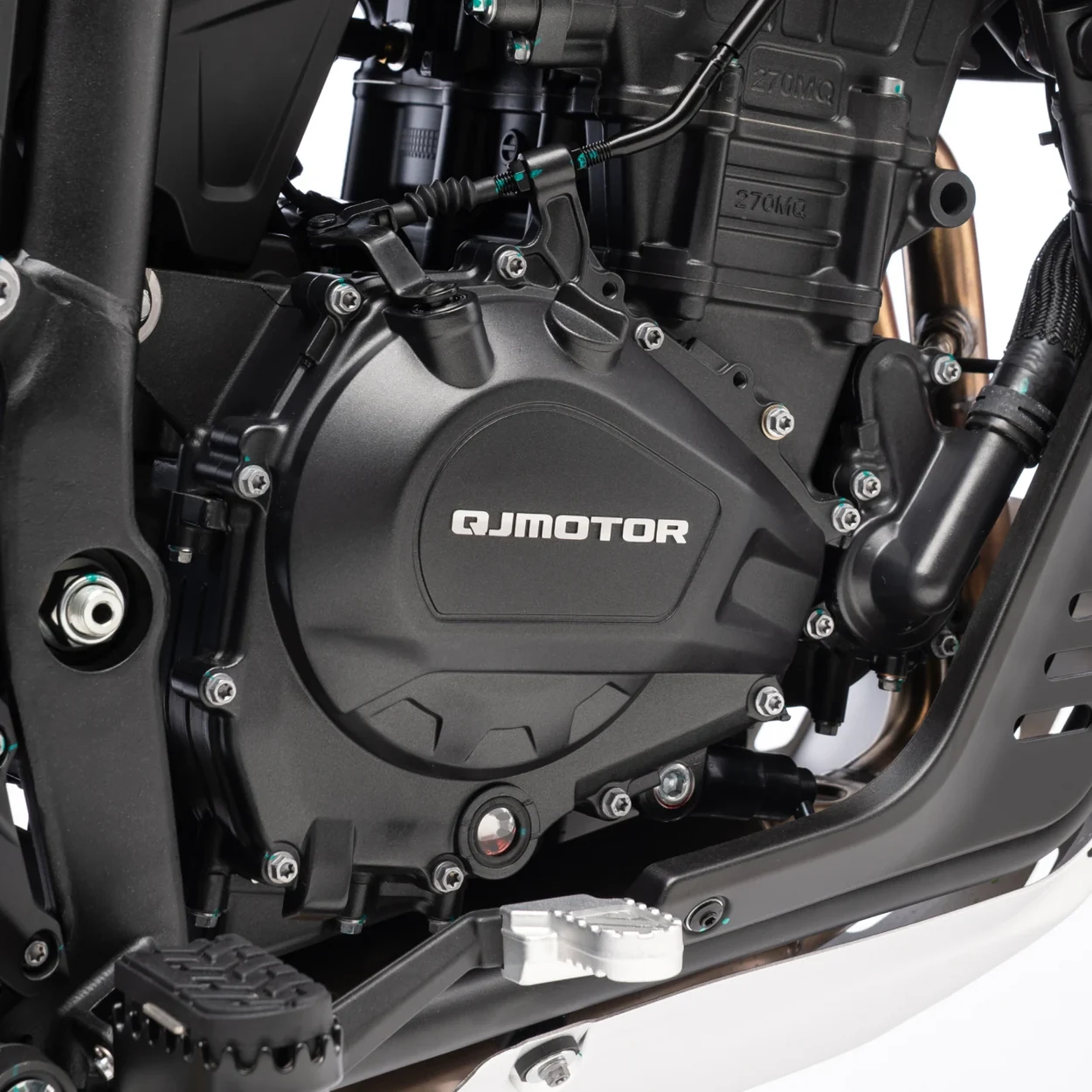 MOTOR BICILÍNDRICO DOHC DE 449 CC — QJMotor SRT 450RX