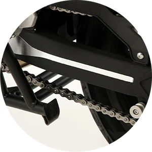 DESCANSO CENTRAL E LATERAL — QJMotor SRT 700 ON 35 kW