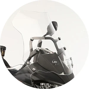 PARA-BRISA AERODINÂMICO — QJMotor SRT 700X 35 kW