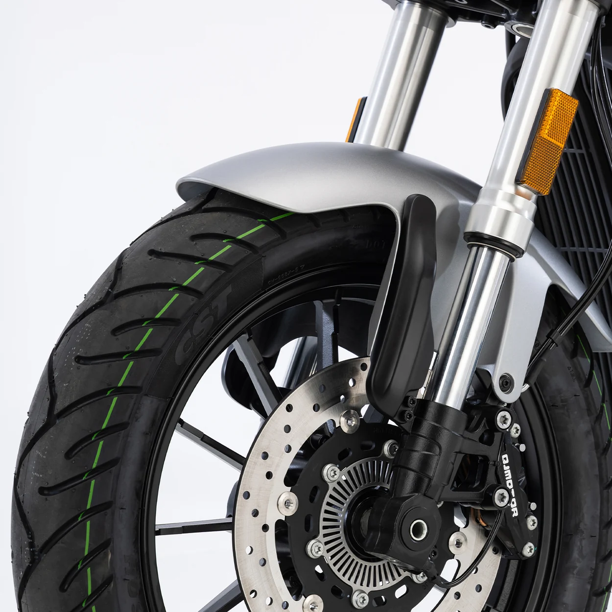 SUSPENSÃO DIANTEIRA INVERTIDA — QJMotor SRV 12