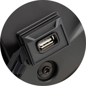 ENTRADA USB-A — QJMotor SRV 12